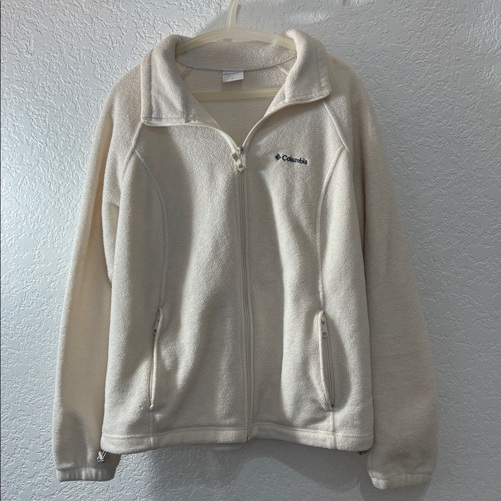 Columbia Cream Fleece Jacket